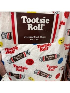 Tootsie Roll Oversized Plush Throw - White with Multicolor Candy Print